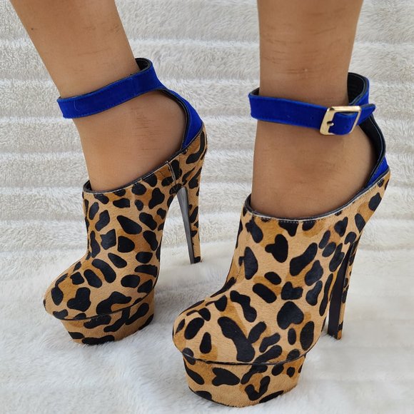 London Trash WYNNE Pony Hair 2" Platform 6.5" Heels - Picture 5 of 10